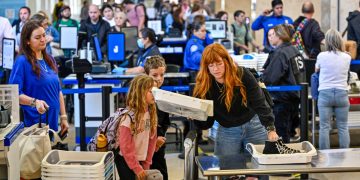 TSA to end shoe removal policy at airport security checkpoints