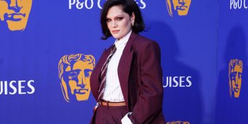 Jessie J cancels tour dates ahead of second breast cancer surgery | Ents & Arts News
