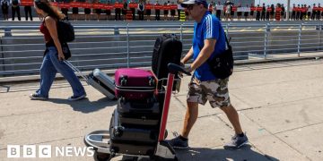 What to know as Air Canada flights grounded and attendants strike