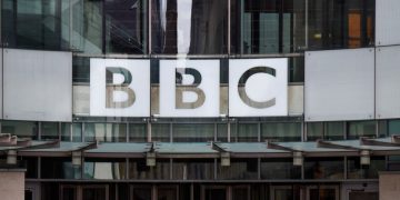 Observer editor-in-chief James Harding says BBC should be ‘put beyond reach of politicians’ | Ents & Arts News
