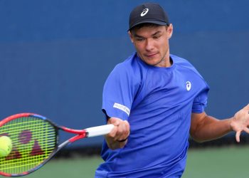 Tennis star Kamil Majchrzak responds to video of boy having his cap snatched at US Open | US News