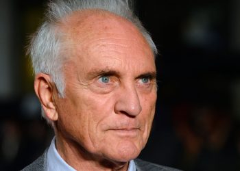 Terence Stamp, Superman villain and star of The Adventures of Priscilla, Queen of the Desert, has died | Ents & Arts News