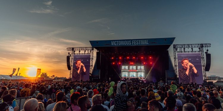 Bands pull out from festival after group ‘cut off’ over Palestine flag | UK News