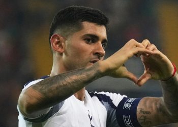 'The best club in the world' – Spurs captain Romero signs new contract