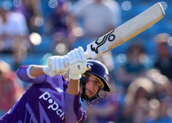 Litchfield smashes half-century as Superchargers thrash Phoenix