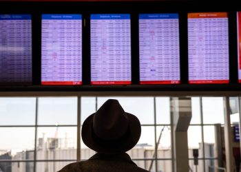 Flights snarled at Dallas airports over equipment issues, FAA says