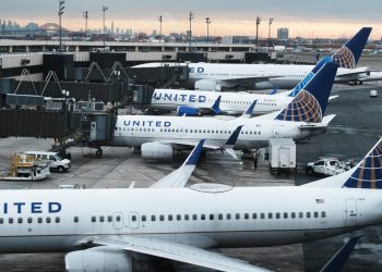 United Airlines flights grounded nationwide for 30 minutes due to ‘connectivity issue’