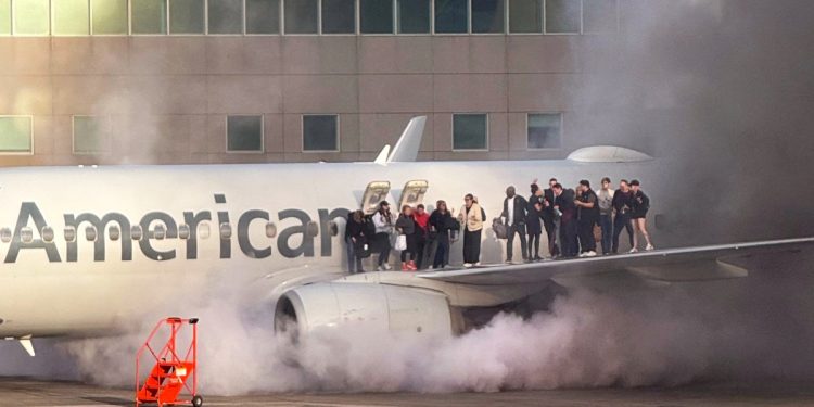 FAA instructs airlines to re-evaluate evacuation procedures