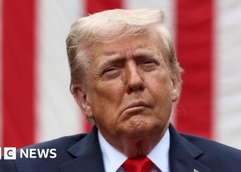 Trump ‘ready’ to sanction Russia if Nato nations stop buying its oil