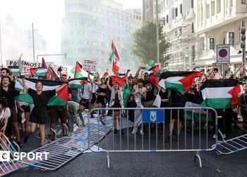 Vuelta a Espana: Final stage abandoned because of pro-Palestinian protests in Madrid