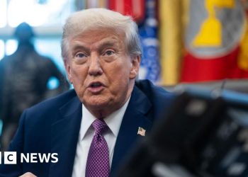 Trump faces major headaches with incidents in Qatar and Poland