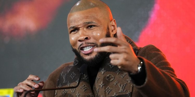 Eubank Jr brings in Crawford's trainer for Benn rematch