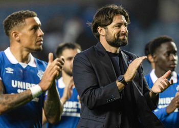 Keeping Rangers job afloat? Martin takes players wild swimming in team-bonding trip