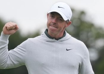 McIlroy snatches Irish Open win in play-off after final-round thriller