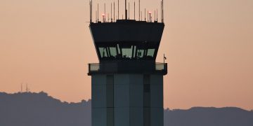 Air traffic controllers are taking side gigs amid government shutdown