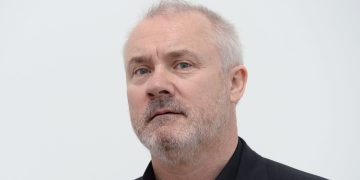 Man jailed after burgling Damien Hirst’s studio while wearing GPS tag | UK News