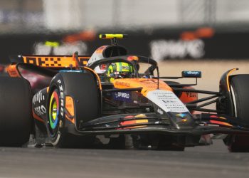 Norris makes fast start at US GP to set practice pace before Sprint Qualifying