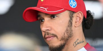 Hamilton: Horner speculation 'distracting' for Ferrari