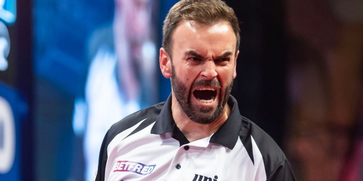 Smith triumphs over nine-dart star Rock in Players Championship final