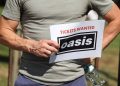 Woman charged with fraud over ‘sale of Oasis tickets’ | UK News