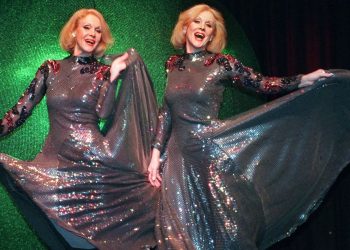 The Kessler twins, German dance stars in the 50s and 60s, die in ‘joint suicide’, police say | World News