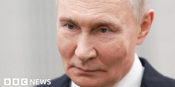 Stop wasting world’s time, Ukraine tells Putin after US talks in Moscow