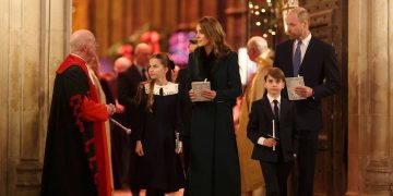Celebrities join the Princess of Wales for a carol service to thank Britain’s volunteers | UK News