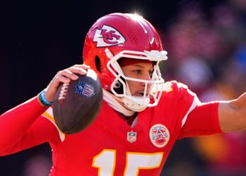 Chiefs to miss playoffs for first time since 2014