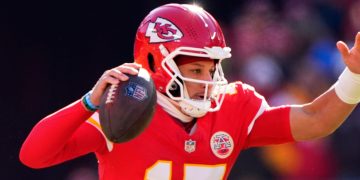 Chiefs to miss playoffs for first time since 2014