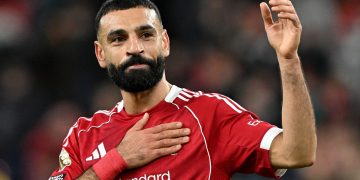 Salah would regret leaving Liverpool in January, says Carra