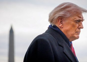 Trump says he’s removing National Guard from Chicago, Los Angeles and Portland
