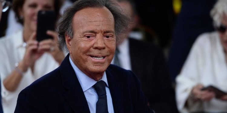Julio Iglesias responds to sex abuse and trafficking allegations | Ents & Arts News