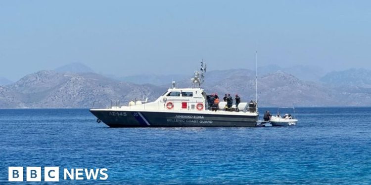 Fourteen migrants dead after collision with Greek coastguard boat