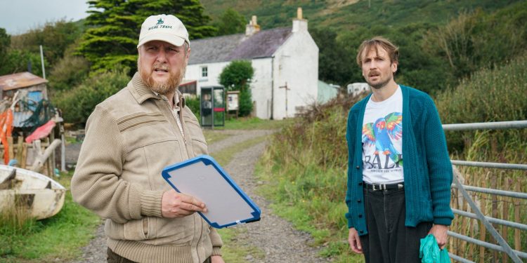 The Ballad Of Wallis Island stars on becoming a word-of-mouth hit – and asking A-listers for selfies | Ents & Arts News