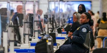 When will TSA lines go back to normal? Travelers may face delays for days or weeks