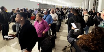 Senate agrees to fund DHS, except ICE and CBP, in bid to end extreme airport delays