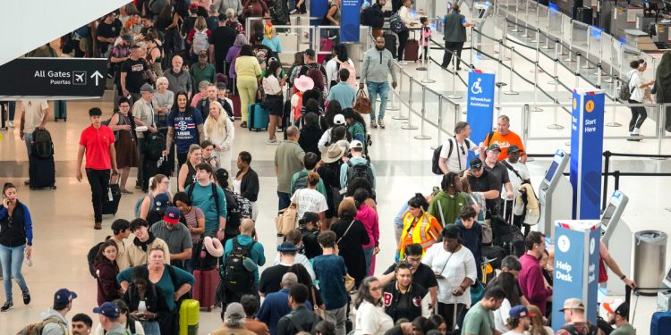 TSA staffing shortages amid partial government shutdown lead to long lines at airports