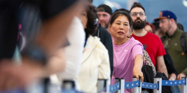 Bipartisan talks to end Homeland Security standoff get serious as shutdown drags on