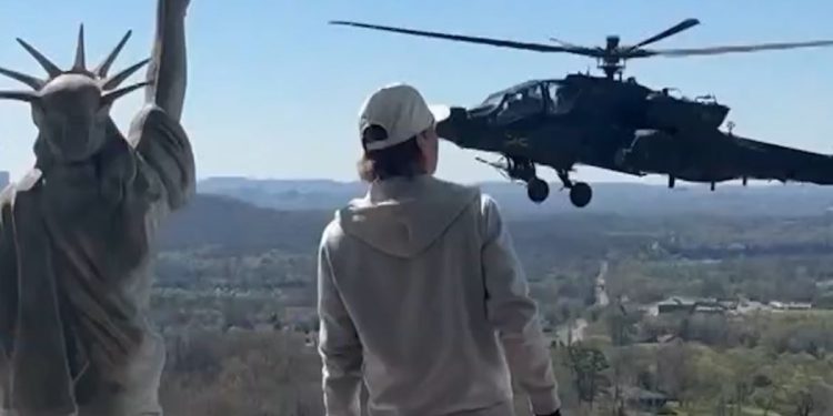 Hegseth lifts Army crew suspension over Kid Rock flyover