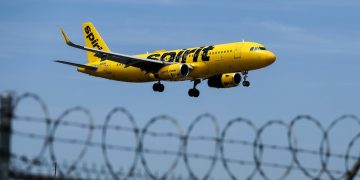 Spirit bailout idea fuels fears about government, business