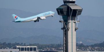 Now the FAA says gamers are the answer to its air traffic controller shortage