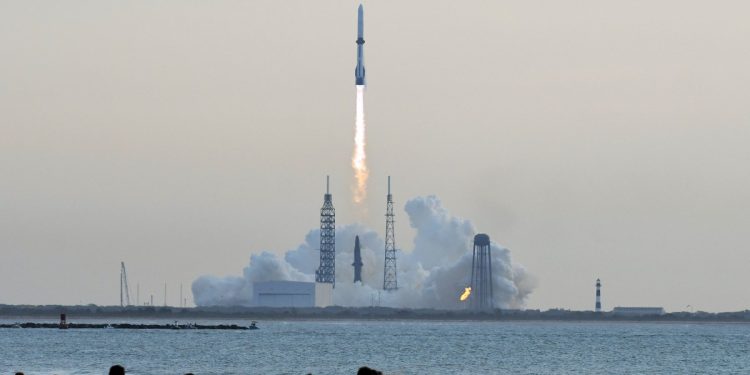 Blue Origin successfully reused its New Glenn rocket