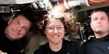 Trump congratulates Artemis II astronauts