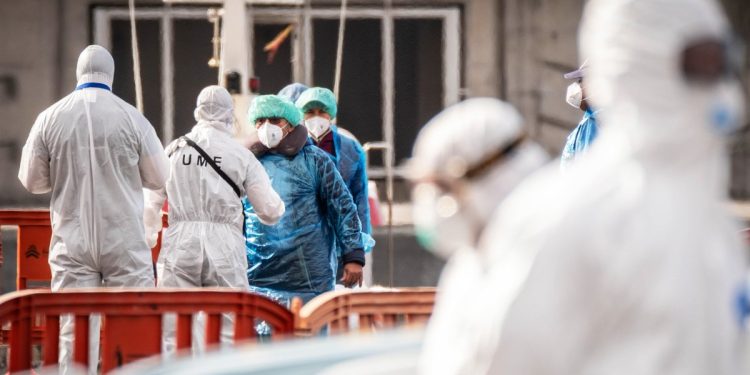 American passengers from hantavirus-hit cruise ship arrive back in the U.S.