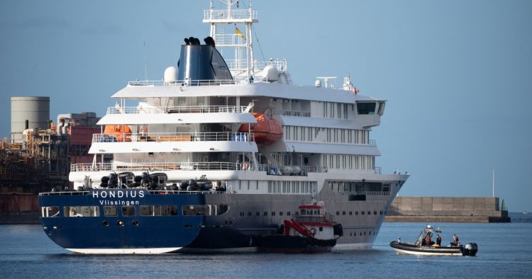 Hantavirus-stricken cruise ship arrives in Tenerife