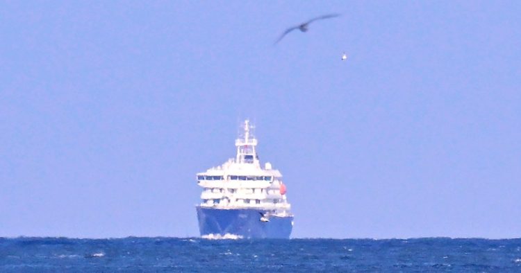 Hantavirus-hit cruise ship Hondius docks in Rotterdam, Netherlands for disinfection