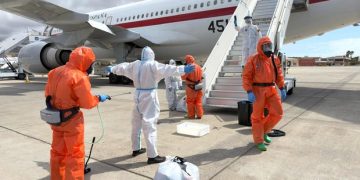 French passenger of hantavirus cruise ship starts showing symptoms on evacuation flight, prime minister says
