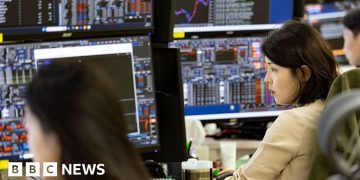Stock markets fall on tech plunge and renewed Middle East attacks