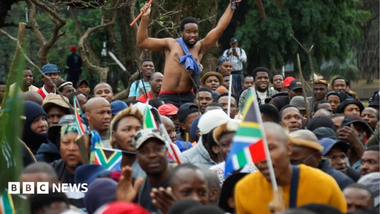 South African anti-migrant protests: Heavy security deployed to prevent xenophobic attacks