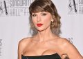 Taylor Swift makes musical history – again